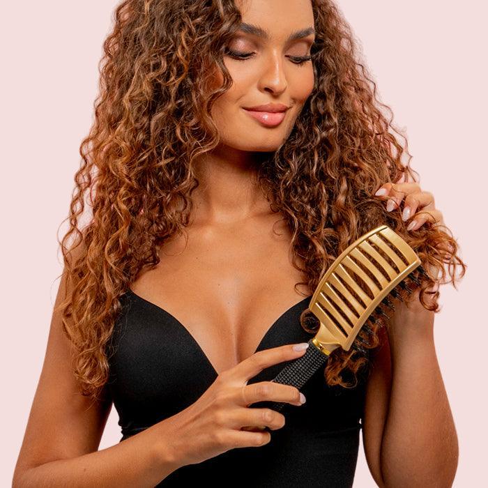 THE MIRACLE BRUSH FOR DETANGLING HAIR